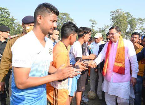 Chief Minister Dhami inaugurated the final match of football competition organized by Ram Dal at Banbasa Sports Stadium