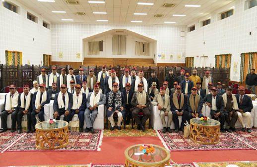 Chief Minister Dhami honored former army officers of Mahar Regiment