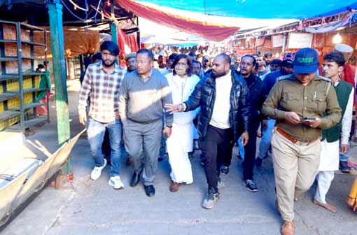 Additional District Magistrate (Finance and Revenue) Bir Singh Budiyal visited Chandi Devi Temple Parmarth Trust Haridwar