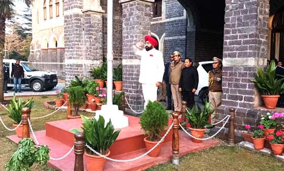 Governor Lieutenant General (Retd) Gurmeet Singh reached Raj Bhavan Nainital