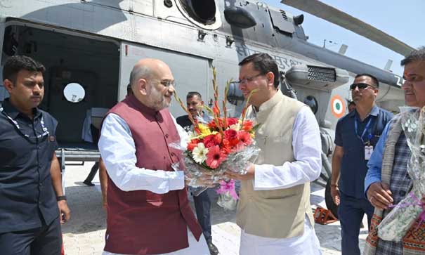 Chief Minister Dhami welcomed Union Home and Cooperative Minister Amit Shah on his arrival in Uttarakhand