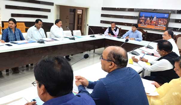 CDO Prateek Jain gave instructions to forest department officials to speed up revenue collection