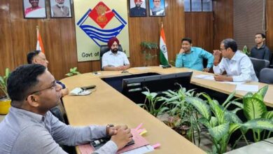 Chief Secretary Dr. S.S. Sandhu took a meeting with officials regarding Kedarnath heli service