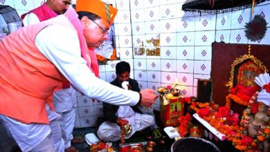 Chief Minister Dhami offered prayers at Golju Devta Temple (Chitai), the god of justice