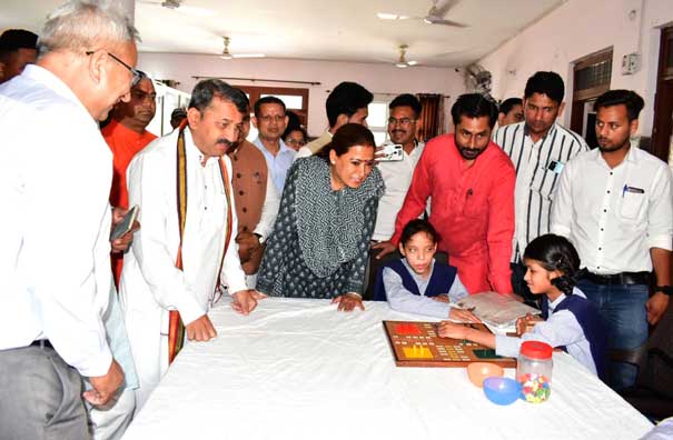 Minister Rekha Arya, in-charge of access to visually impaired children's organization 'NAB', encouraged the children