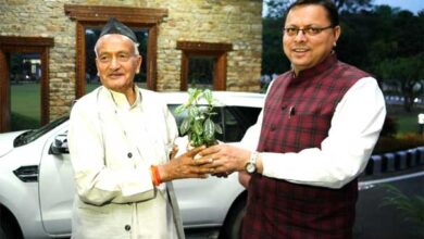 Former Chief Minister of the state and former Governor (Maharashtra) Bhagat Singh Koshyari paid a courtesy call on Chief Minister Dhami
