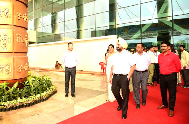 Chief Secretary Dr. S.S. Sandhu inspected Jollygrant airport in view of preparations for G-20 conference