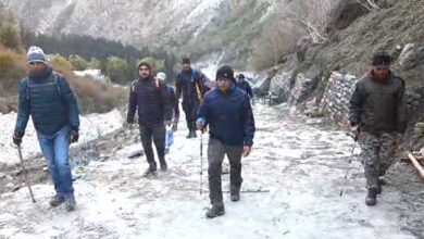 District Magistrate Himanshu Khurana did a terrestrial inspection of the 18 kilometer pedestrian route of Hemkund Sahib