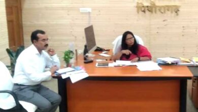 District Magistrate Pithoragarh Reena Joshi took an important meeting regarding removal of encroachment from government land in the district