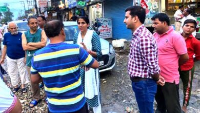 district-magistrate-mrs-sonika-inspected-from-jogiwala-to-rispana-late-evening-today