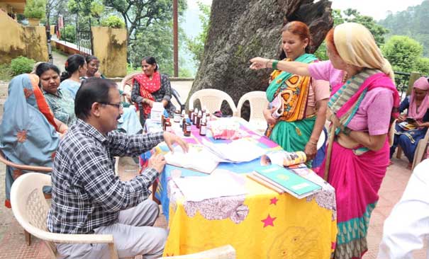 Sarkar Janta Ke Dwar: Gram Chaupal Program Organized in Village Gadora Under the Chairmanship of Information Officer Rati Lal Shah