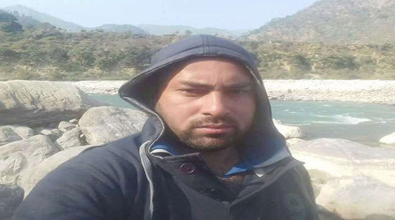 जम्मू-कश्मीर में आंतकियों से लोहा लेते शहीद हुआ उत्तराखंड का ये लाल जम्मू-कश्मीर में आंतकियों से लोहा लेते शहीद हुआ उत्तराखंड का ये लाल