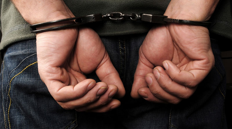 नशे की लत को पूरा करने के लिए बना तस्कर, पुलिस ने पकड़ा