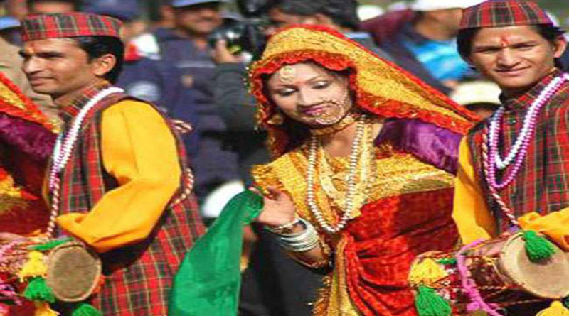 पहाड़ों में इस तरह से किया जाता है नए साल का स्वागत