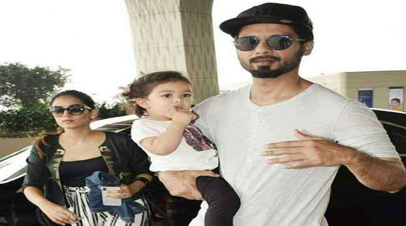 शाहिद और श्रद्धा कपूर की एक झलक को बेताब दिखे लोग शाहिद और श्रद्धा कपूर की एक झलक को बेताब दिखे लोग