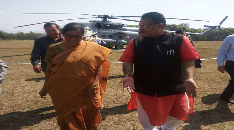 रक्षा मंत्री निर्मला सीतारमण व थल सेनाध्यक्ष जनरल रावत पहुंचे देहरादून रक्षा मंत्री निर्मला सीतारमण व थल सेनाध्यक्ष जनरल रावत पहुंचे देहरादून