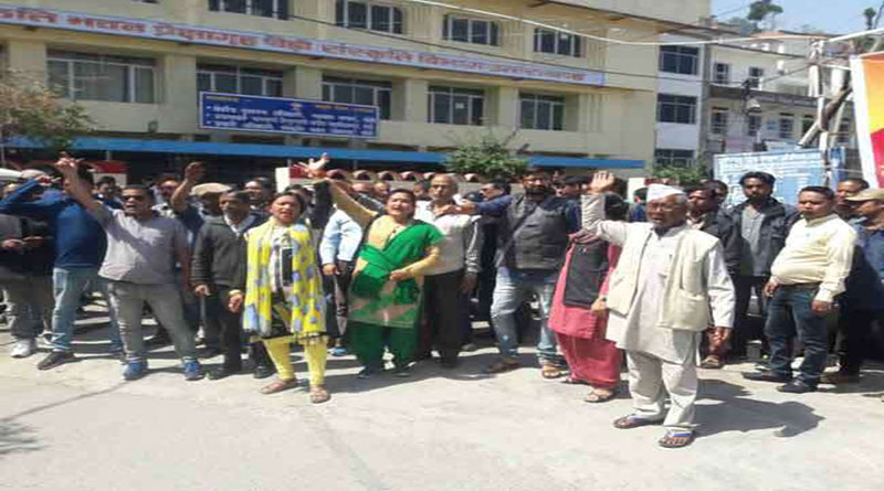 गैरसैंण को स्थायी राजधानी बनाने की मांग को पौड़ी बाजार बंद