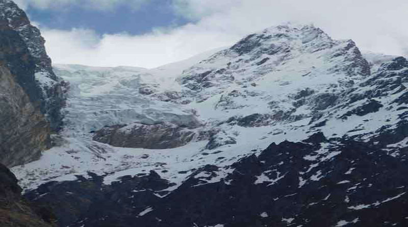 बर्फबारी का दौर जारी, चारधाम यात्रा में हो सकते हैं बर्फ के दीदार