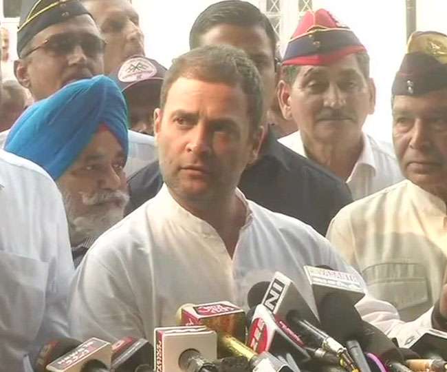 OROP को लेकर पूर्व सैन्यकर्मियों से मिले राहुल, मोदी सरकार पर बोला हमला