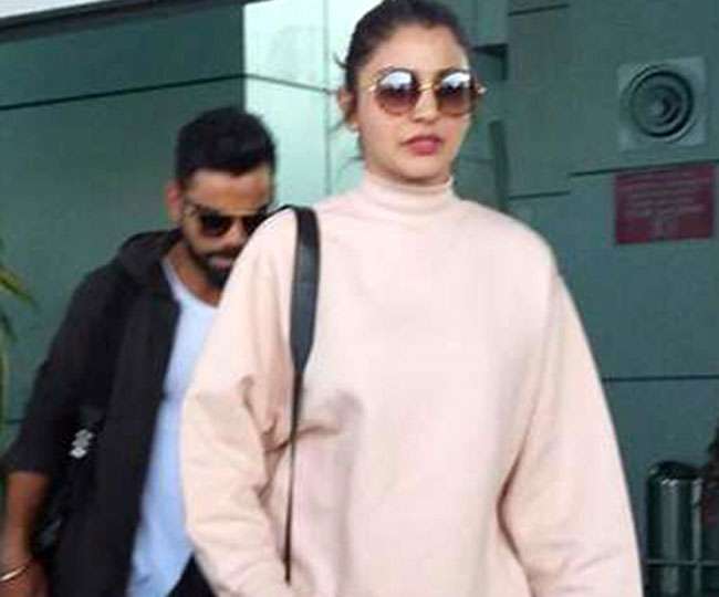 उत्तराखंड की हंसी वादियों में विराट-अनुष्का, इस खास पल को कर रहे सेलीब्रेट उत्तराखंड की हंसी वादियों में विराट-अनुष्का, इस खास पल को कर रहे सेलीब्रेट