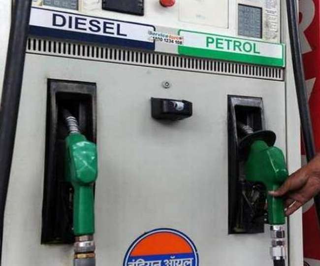 Petrol Price today: पेट्रोल मुंबई में 80 और दिल्ली में 74.49 रुपये लीटर, और गिरेंगे दाम!