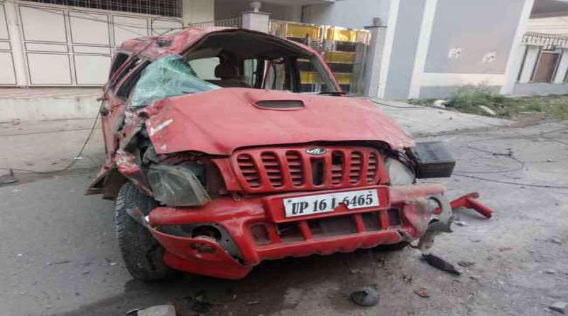 छात्र को अगवा कर भाग रहे छात्रों की स्कार्पियो पलटी, एक की मौत; पांच गिरफ्तार छात्र को अगवा कर भाग रहे छात्रों की स्कार्पियो पलटी, एक की मौत; पांच गिरफ्तार