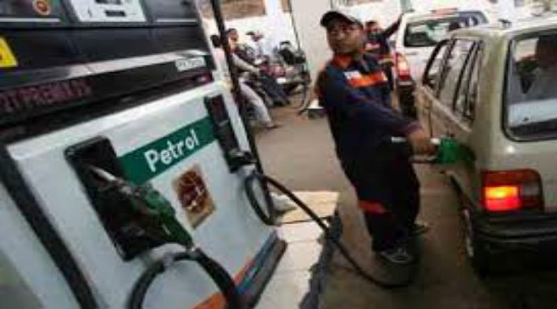 पेट्रोल-डीजल के भाव में आई तेजी,जानिए क्या है भाव पेट्रोल-डीजल के भाव में आई तेजी,जानिए क्या है भाव