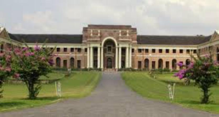 कोरोना वायरस के चलते राष्ट्रीय वन अकादमी के निदेशक ओमकार सिंह समेत 59 प्रशिक्षु व दो प्रोफेसर को क्वारंटाइन से मिली छूट