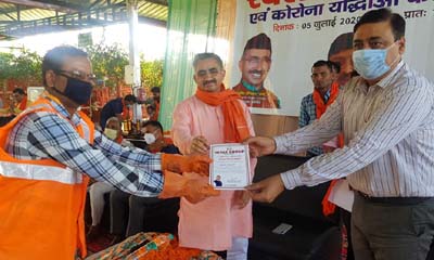 तेजस ग्रुप द्वारा आयोजित रक्तदान शिविर एवं कोरोना वारियर्स सम्मान कार्यक्रम मेयर सुनील उनियाल गामा ने शिरक़त की