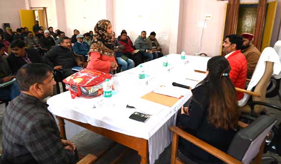 Tehsil Day was organized under the chairmanship of Additional District Magistrate Ramji Sharan Sharma in Tehsil Tehri, 06 complaints/requests were registered