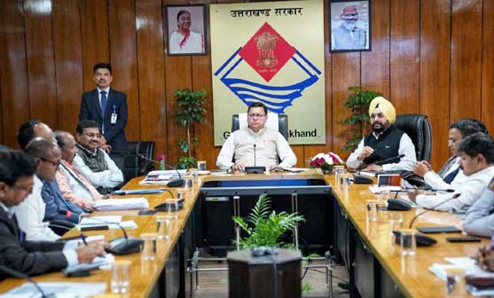 To strengthen Pauri's divisional offices, divisional level officers should regularly sit in divisional offices: Chief Minister Dhami