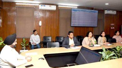 मुख्य सचिव डॉ० एसएस संधु ने स्वास्थ्य विभाग के अंतर्गत मोबाइल हेल्थ वैन और टेलीमेडिसिन के सम्बन्ध में ली अधिकारियों के साथ बैठक