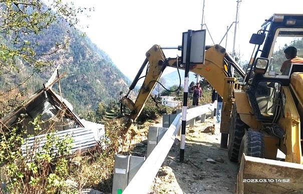 District Magistrate Rudraprayag Mayur Dixit instructed to keep a strict vigil on encroachment in any area of ​​the district