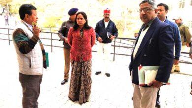 District Magistrate Reena Joshi reviewed the arrangements of Base Hospital Pithoragarh