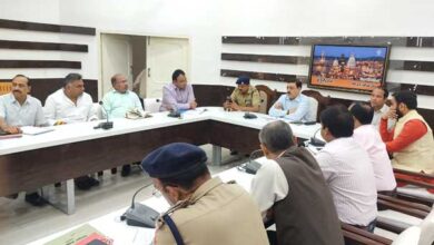 District Magistrate Vinay Shankar Pandey took a meeting regarding making land available for the Personalized Rapid Transit System project