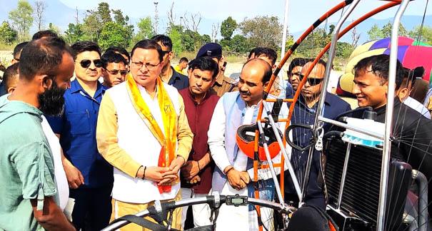 Chief Minister Dhami inaugurated hot air balloon and para motor adventure activities