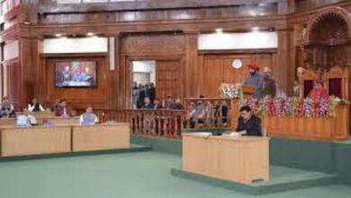 विशेषाधिकार हनन मामले में कांग्रेस विधायकों का हंगामा, सभी कांग्रेसी विधायकों को दिन भर के लिए किया निलंबित