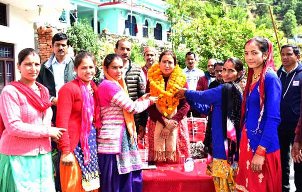 Cabinet Minister Rekha Arya reached Someshwar Vidhansabha