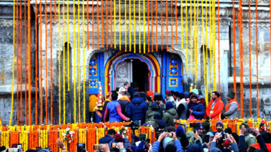 The doors of 11th Jyotirlinga Shri Kedarnath Dham were opened for devotees to visit, Chief Minister Dhami offered prayers
