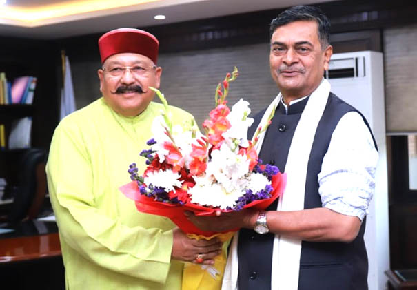 Maharaj made a courtesy call on Union Energy Minister 1