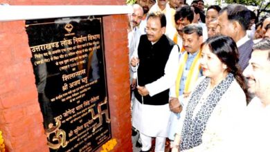 Union Minister of State for Defense and Tourism Ajay Bhatt inaugurated the road improvement work from City Main Road Mandi to Nariman Square Kathgodam