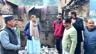 दर्दनाक घटना : त्यूनी में घर में आग लगने एवं सिलेण्डर फटने से 4 मासूम बच्चों की हुई मृत्यु, जिलाधिकारी सोनिका ने देर रात घटना स्थल पहुँचकर रेस्क्यू कार्यों का जायजा लिया