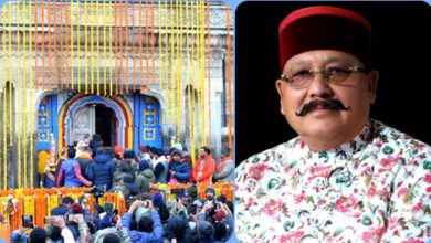 Maharaj congratulated on the opening of the doors of Lord Kedarnath