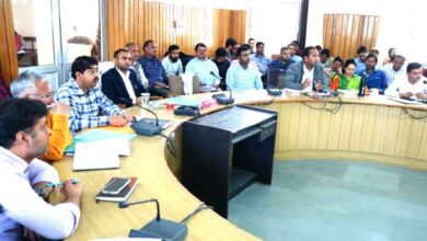 District Magistrate Mayur Dixit addressed necessary guidelines to the sector and assistant officers for successful operation of Shri Kedarnath Yatra