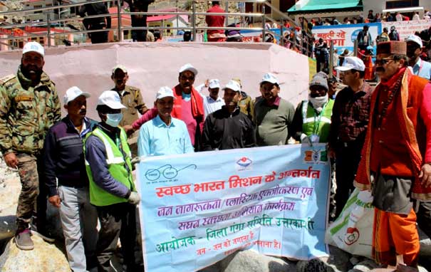 large-scale cleanliness campaign was conducted in Gangotri Dham