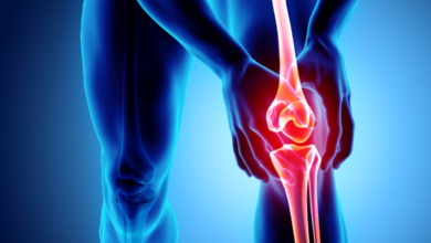 क्या घुटनों के दर्द ने मुश्किल कर दिया है जीना ? अपनायें ये घरेलु उपाय