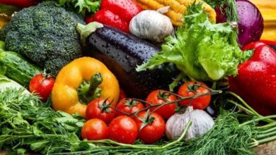 पहली बारिश ने बढ़ाये सब्जियों के दाम, 120 रुपये प्रति किलो हुए टमाटर