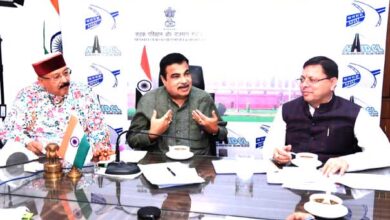 Chief Minister Dhami and Public Works Minister Maharaj met Gadkari for state roads