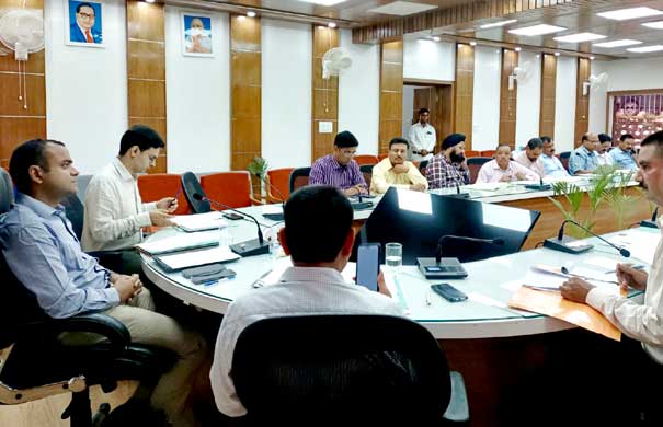 District Magistrate Mayur Dixit held a meeting with the concerned officials regarding revenue collection