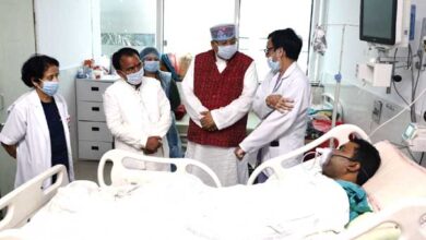 महाराज ने एम्स पहुँचकर चमोली हादसे के घायलों का हालचाल जाना